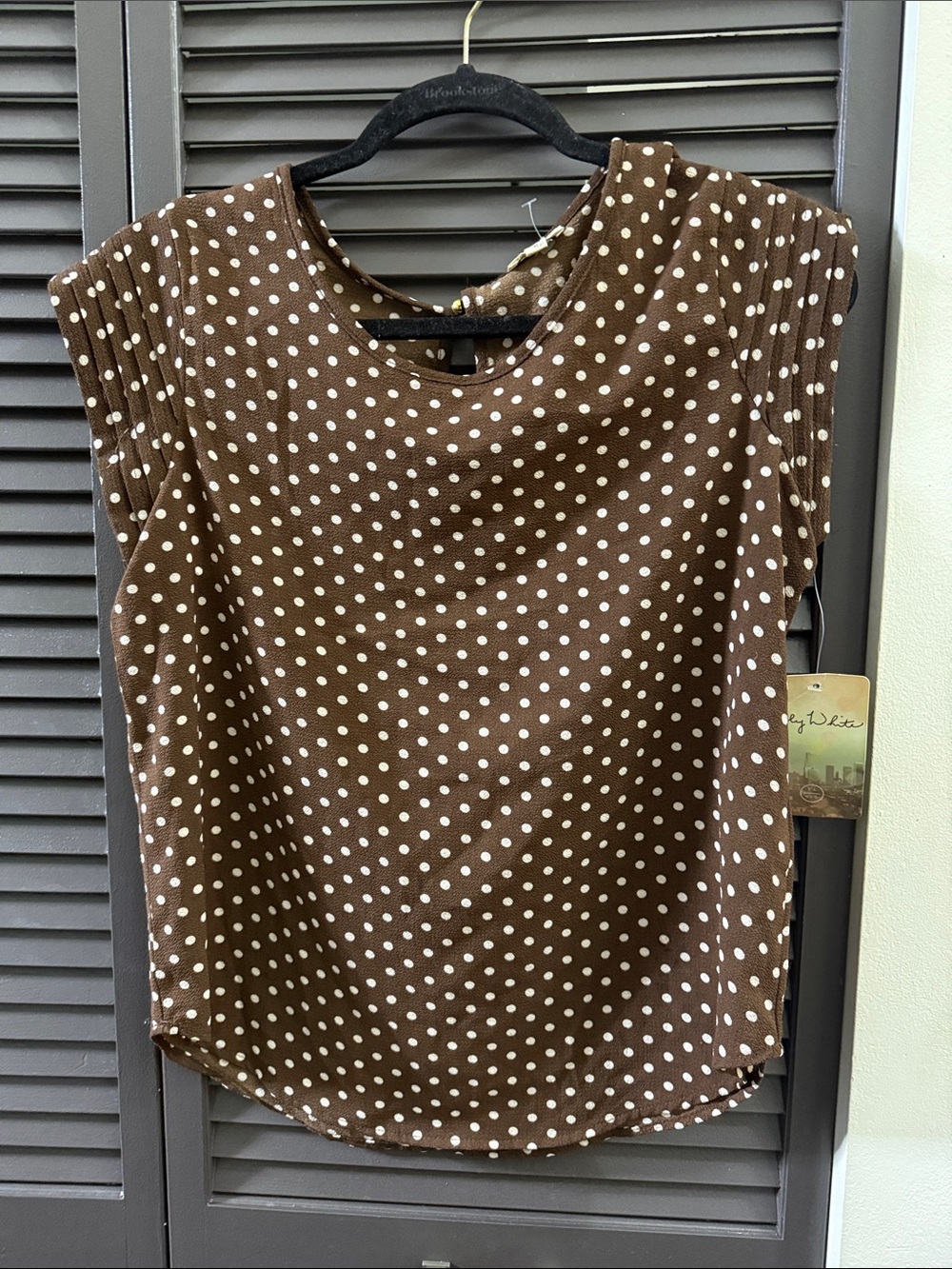 Lily White Brown & White Polka Dot Sleeveless Blouse